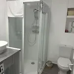 Apartament Hyper Centre Parking + Calme + 50m Du Blvrd *