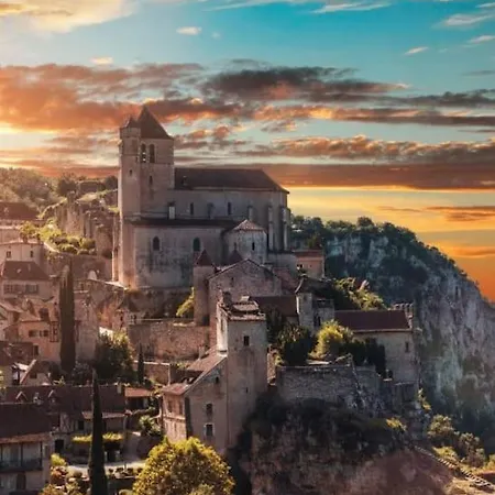 Hyper Centre Parking + Calme + 50m Du Blvrd Apartment *